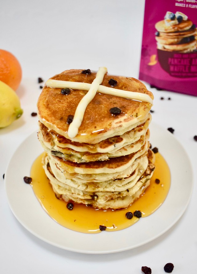 Hot Cross Bun Pancakes