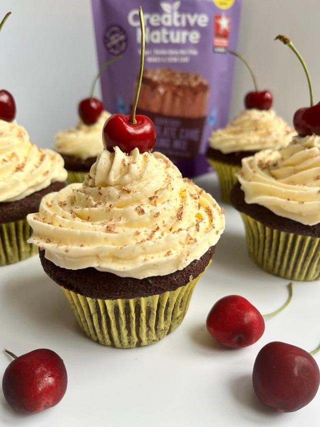 Cherry & Chocolate Cupcakes