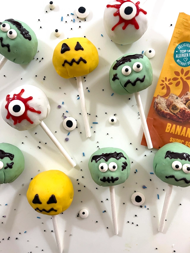 Halloween Cake Pops